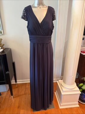 Jessica Howard Deep Navy Pleated V-Neck Maxi Gown with Beaded Cap Sleeves